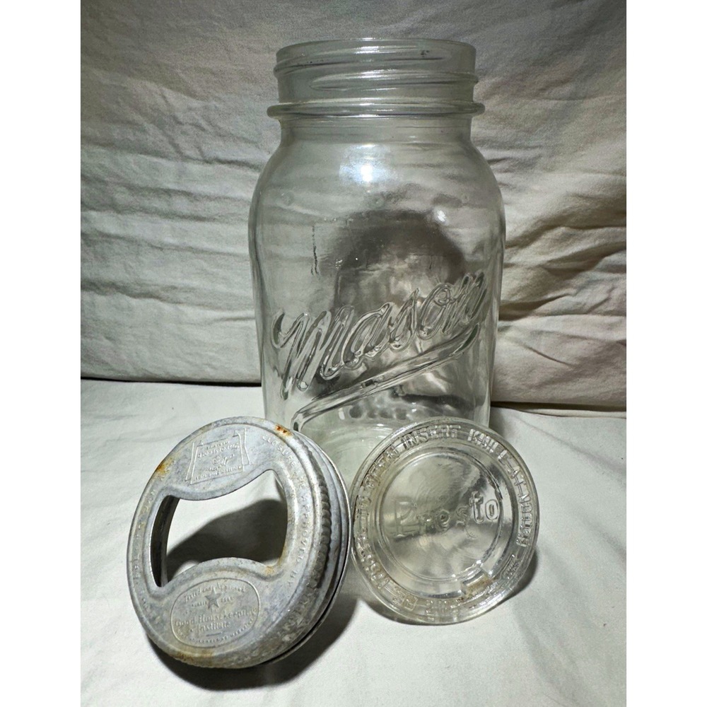 Mason 1 Qt Clear Glass Canning Jar Vintage/Retro Round w/ Metal Lid Silver